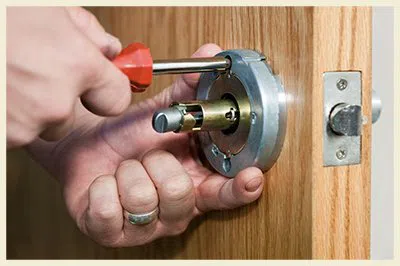 Fort Sheridan IL Locksmith Store Fort Sheridan, IL 847-748-9431 - 10-residential-lockouts