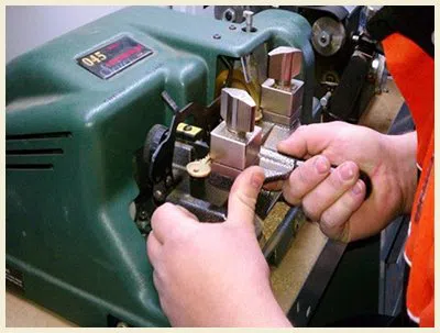 Fort Sheridan IL Locksmith Store Fort Sheridan, IL 847-748-9431 - 18-key-making