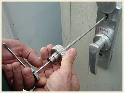 Fort Sheridan IL Locksmith Store Fort Sheridan, IL 847-748-9431 - 5-lock-opening